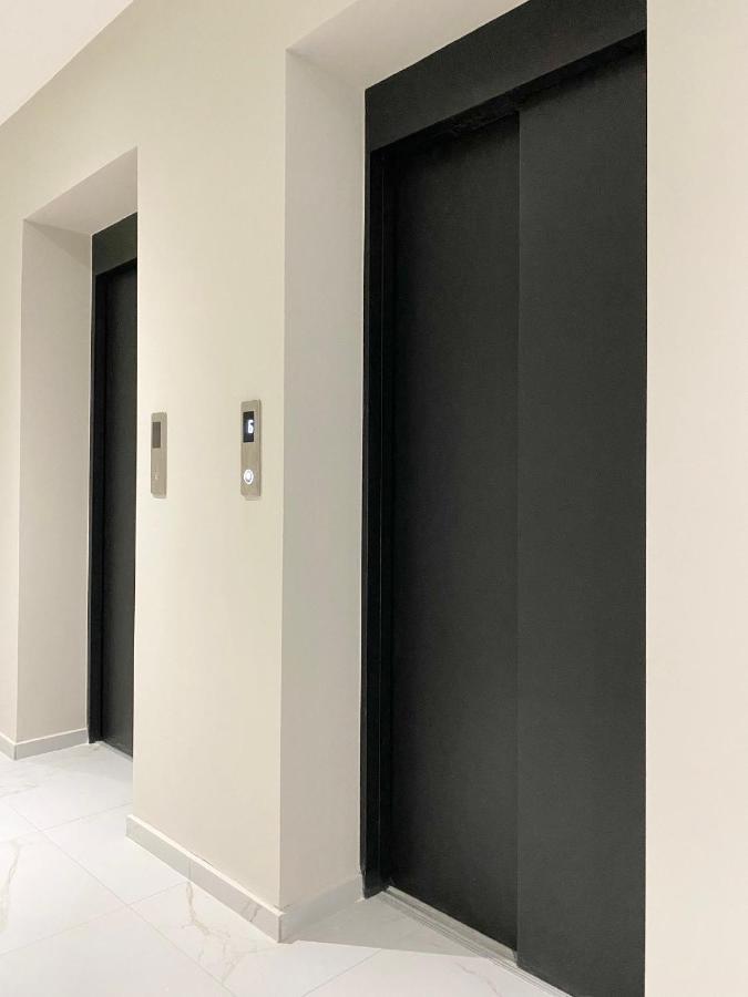 Private Apartment For 4 Guests And Parking Plovdiv Eksteriør bilde